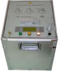 SB2204/3A型自动油介质损耗测试仪是一种新颖的测量介质损耗角正切(tgδ)和电容值(Cx)的自动化仪器。可以在工频高电压下，现场测量各种绝缘材料、绝缘套管、电力电缆、电容器、互感器、变压器等高压设备的介质损耗角正切(tgδ)和电容值(Cx)。  