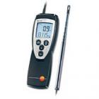 testo 425热敏风速仪，固定连接风速探头（探头直径 7.5 mm），带伸缩式手柄（最长820mm），可同时测量温度；包括电池和出厂报告。
