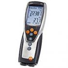 产品介绍：
testo 735-1专业型温度仪，精密、坚固，带有一个连接Pt100探头的插口和2个连接热电偶探头的插口，三个探头读数均在testo 735仪器上清晰显示。一台仪器能收集最多3个通道的数据。选配高精度的Pt100插入式探头时，系统精度高达0.05℃,分辨率0.001℃，非常适合作为标准级仪器。 
可通过红外打印机现场打印。（选配）内置循环打印功能，如可设定每分钟打印一次。
