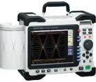 •内存可选择64MW（-01）～512MW（-03） 
•高度的波形比较功能 
•20MS/S的高速采样率，绝缘通道 
•16个模拟通道＋16个标准逻辑通道~~10个模拟通道＋64个逻辑通道 
•便携式，功能强大，携带方便的提手 
•防尘构造，能在恶劣环境下进行工作 
•大按键设计，防油防污 
•一键式操作，50mm/s高速打印 

